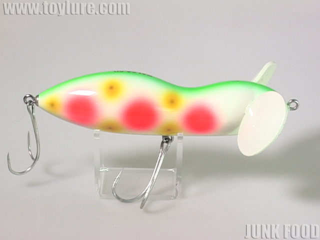 JUNK FOOD item: J-66448 ラージマウス スーパービッグ