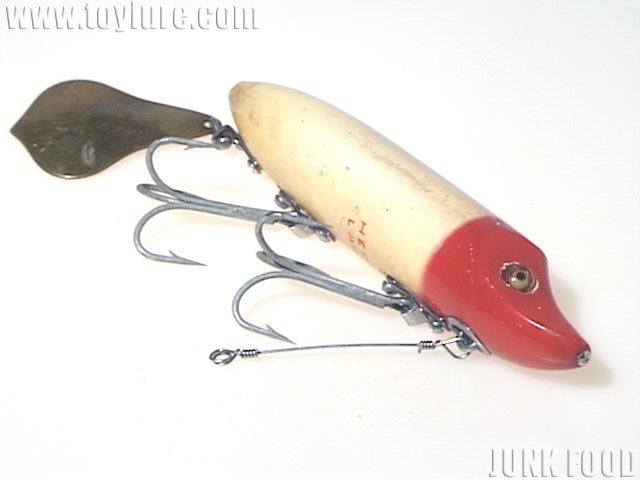 JUNK FOOD item: W-662 Flap Tail フラップテール