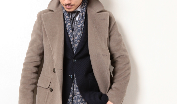 今年の秋冬アウターには【重厚感】と【色気】を求めたい。｜TOKYOlife