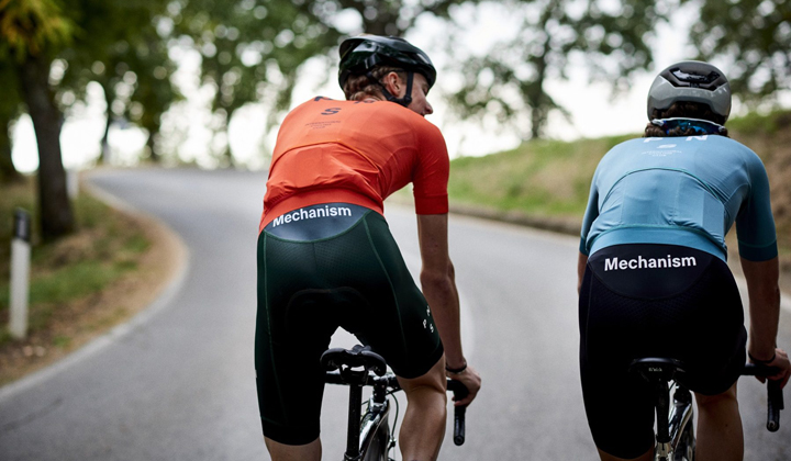 最高のフィット感を与えてくれるサイクルウェア、Pas Normal Studios