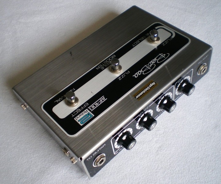 TONEHOME - the World of Vintage Guitar Effects Pedals - AF-100 BeeBaa