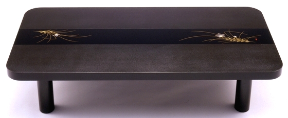 座卓 足の高さをソファーに合わせて、センターテーブルにも。両側石目