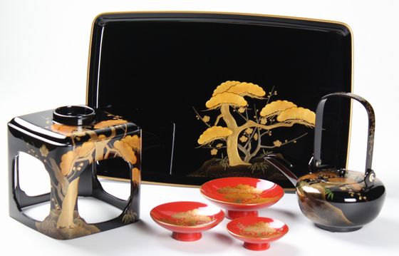 屠蘇器 松竹梅蒔絵 1,210,000円（税込） | 輪島塗の塗師屋 輪島漆器