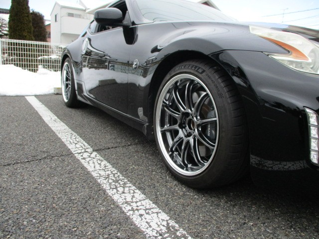 日産フェアレディZ Z34 WORK EMOTION ZR10 2P 装着しました(*^_