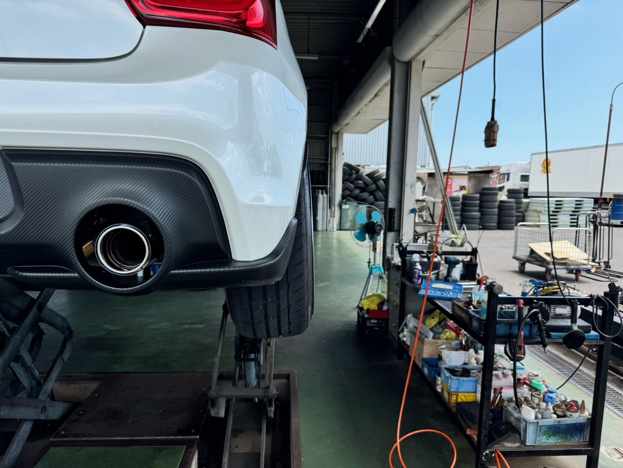 スイスポ ZC33S リアキャンバーシム取付！ | 店舗おススメ情報