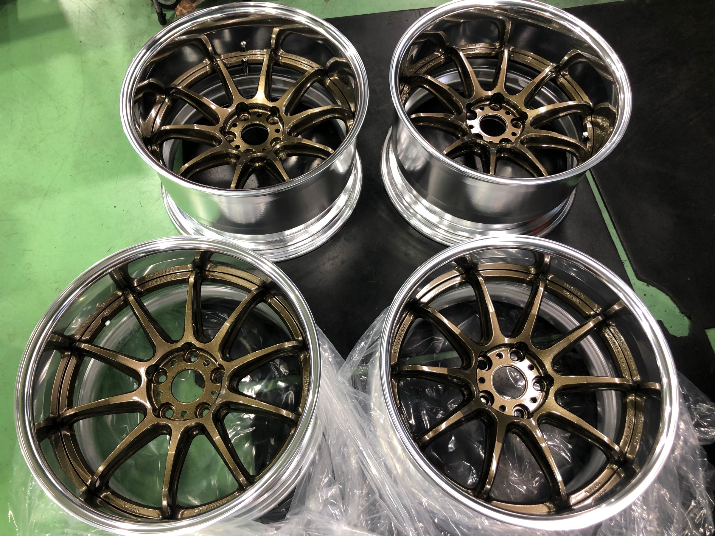 WORK EMOTION ZR10 チタンブロンズカラー 2P 18インチ入荷♪ | 店舗お