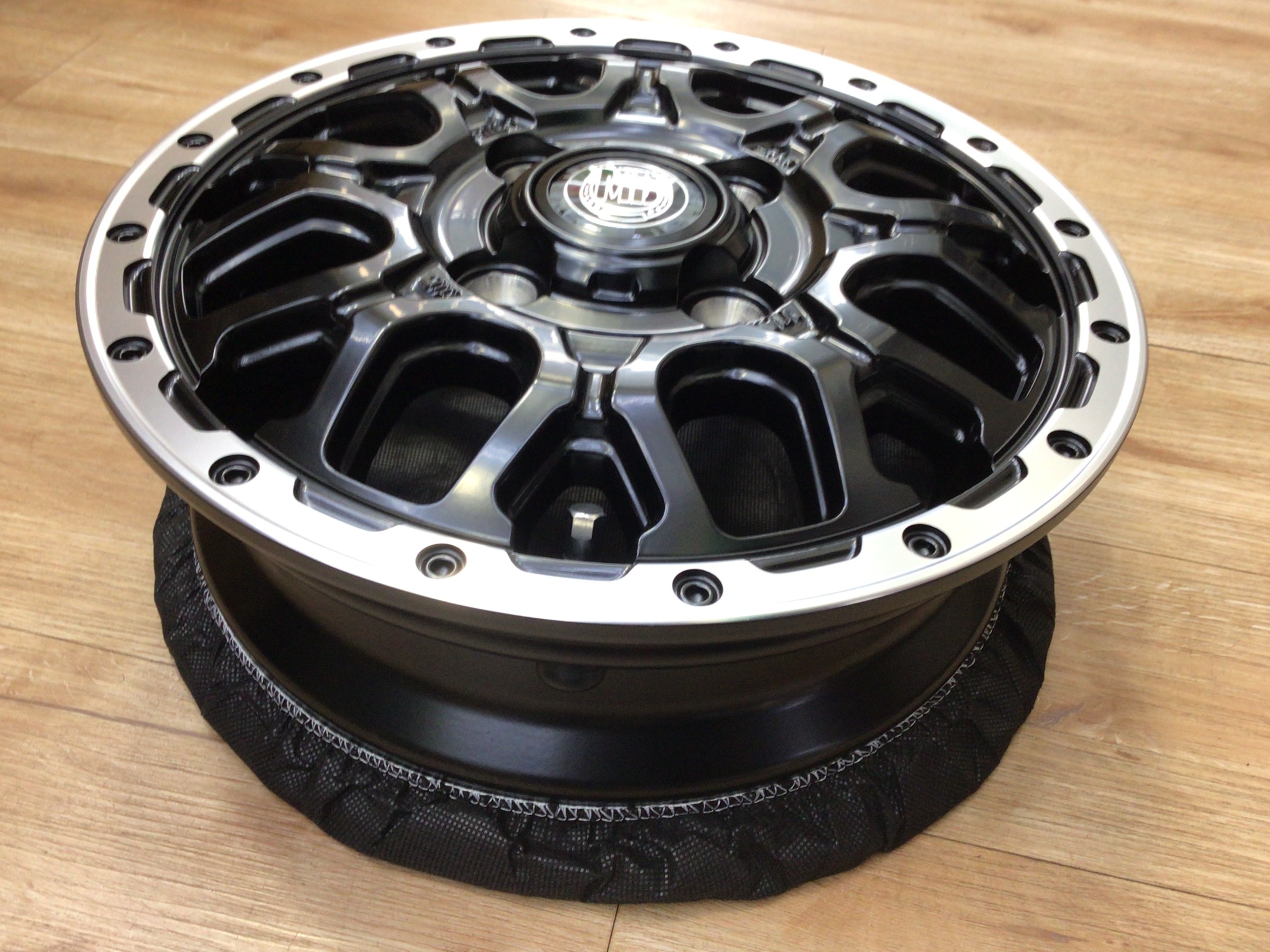 在庫ホイール紹介 (^▽^)/ マットバーン XR-800 12インチ | 店舗お