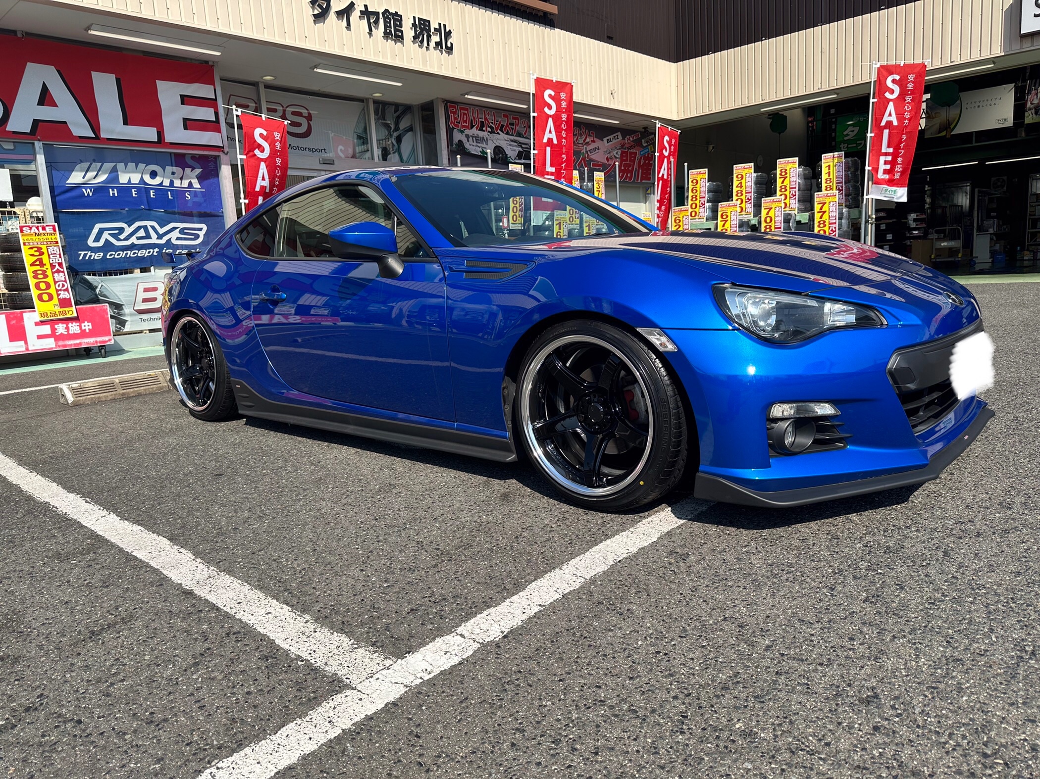 スバルBRZ ZC6にWORK EMOTION T5R 2P ブラックカラー18インチ取り付け