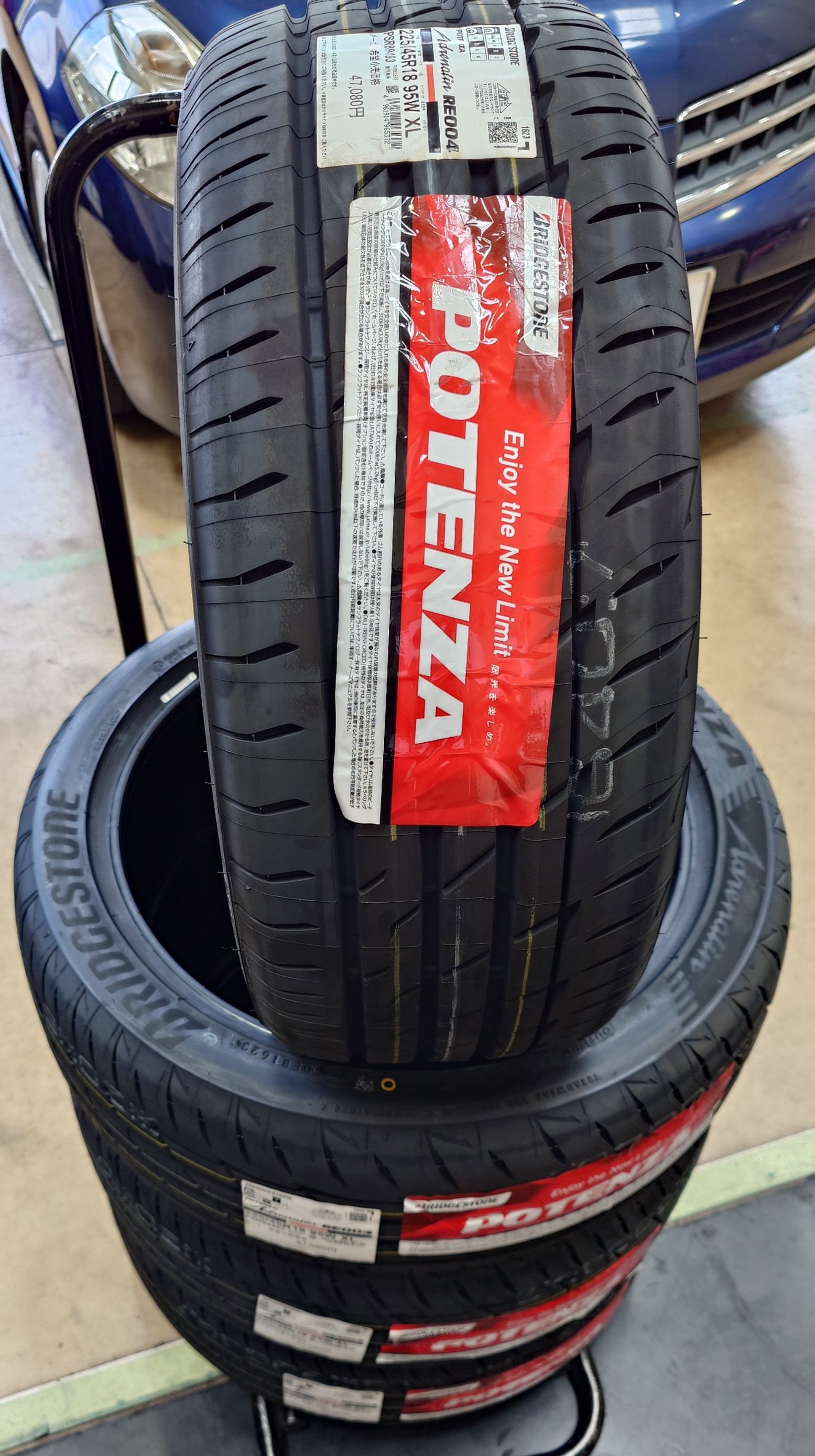 スバル レヴォーグ タイヤ交換 POTENZA（ポテンザ）RE004アドレナリン