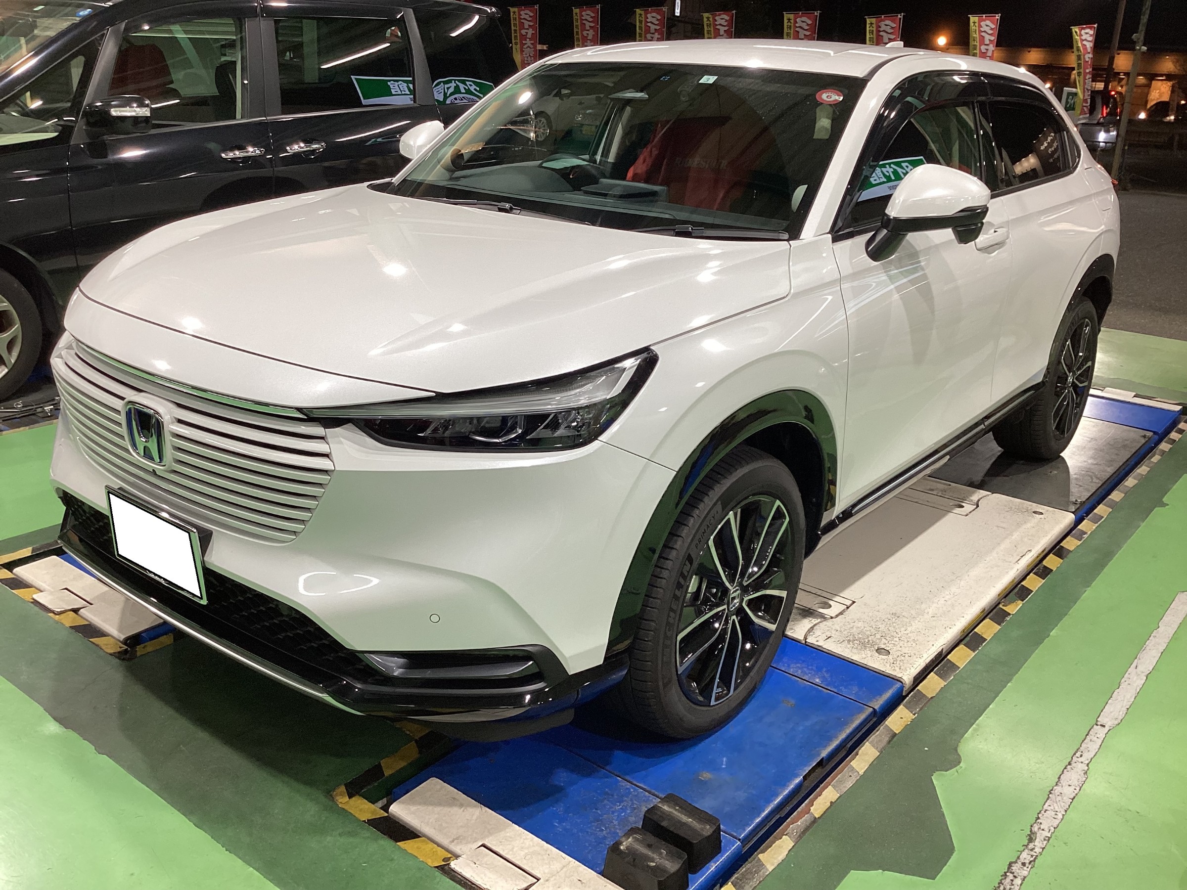 冬の準備はお済ですか！？ブリヂストンスタッドレス【BLIZZAK VRX3 215