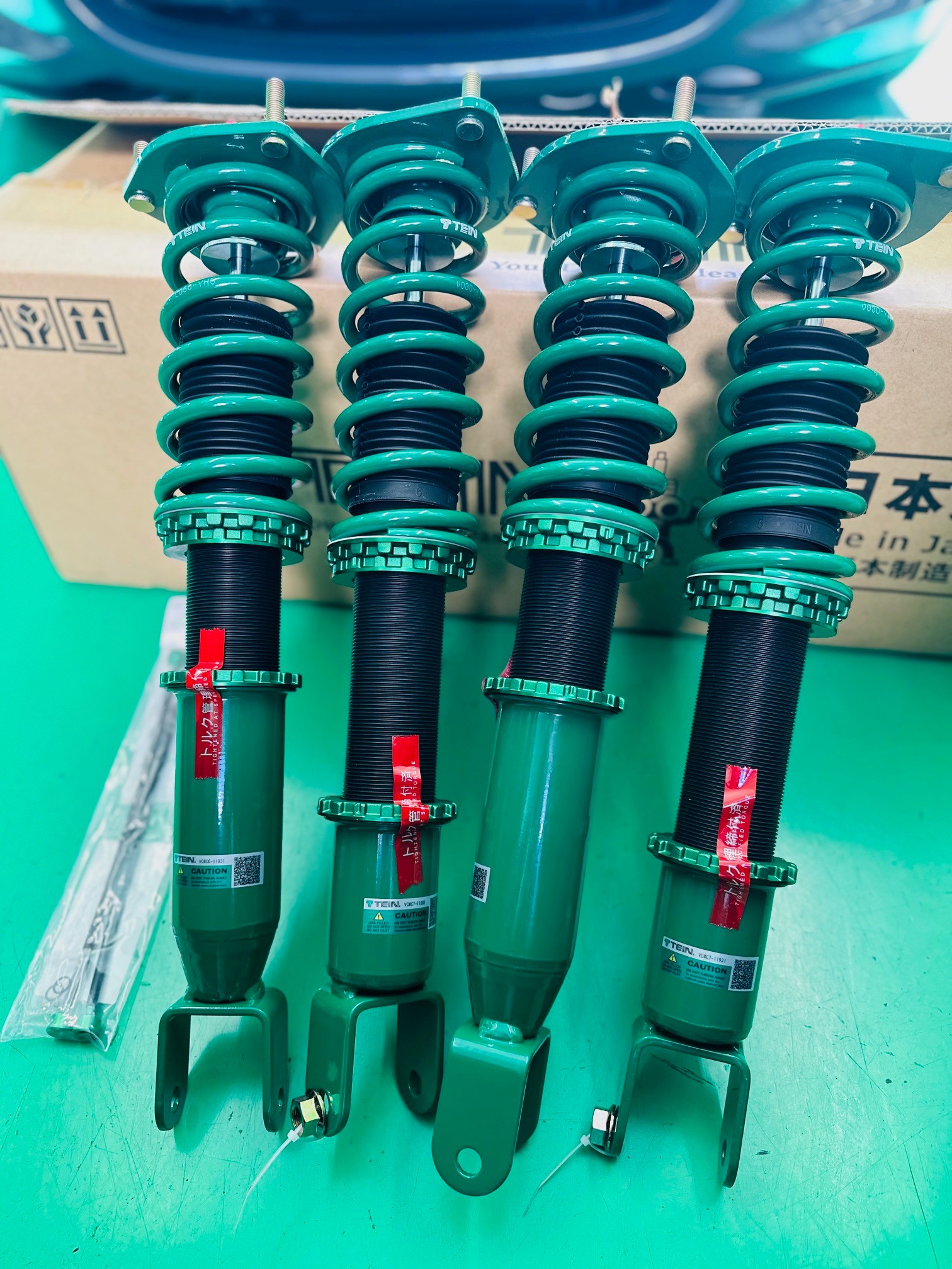 マツダ ロードスター（ND5RC） TEIN FLEX-Z車高調 取付