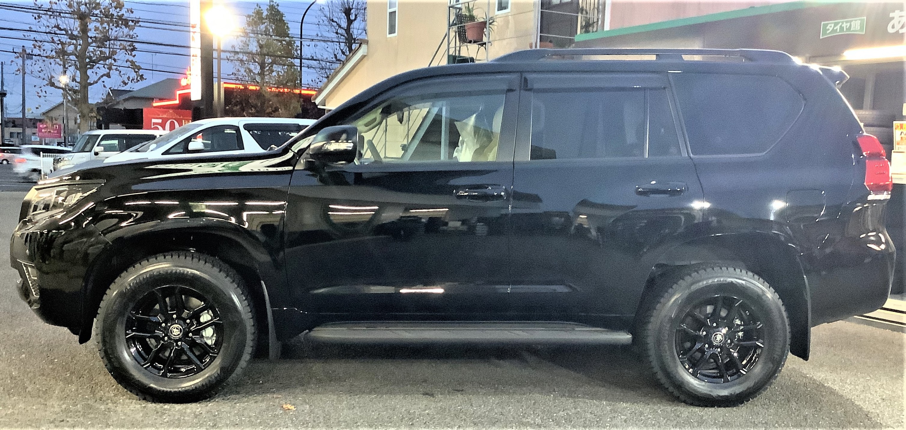 トヨタ150型ランドクルーザープラド、スタッドレスタイヤ＆アルミ