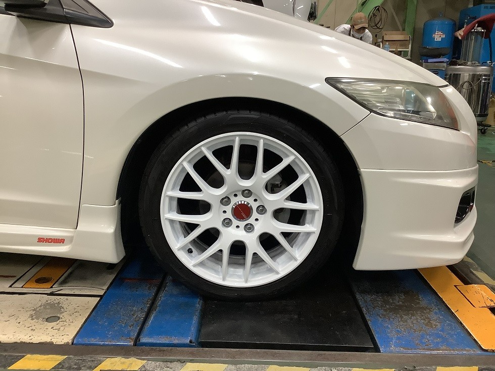 HONDA【CR-Z】WORK EMOTION M8R 取り付け | 店舗おススメ情報 | タイヤ