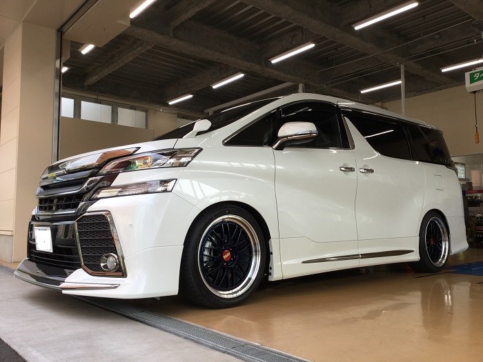 トヨタ ヴェルファイア X BBS LM 20インチ 限定カラー | 店舗