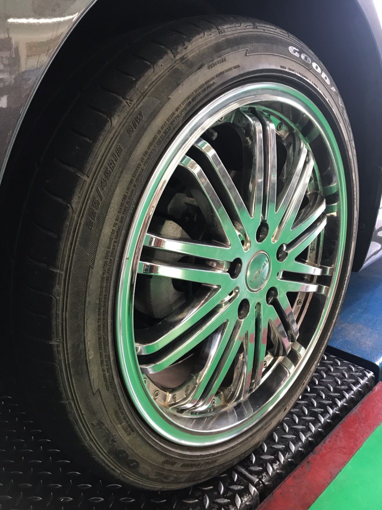 プリウスα 共豊ザインSS・ブラックエディション 18インチ取付 | 店舗