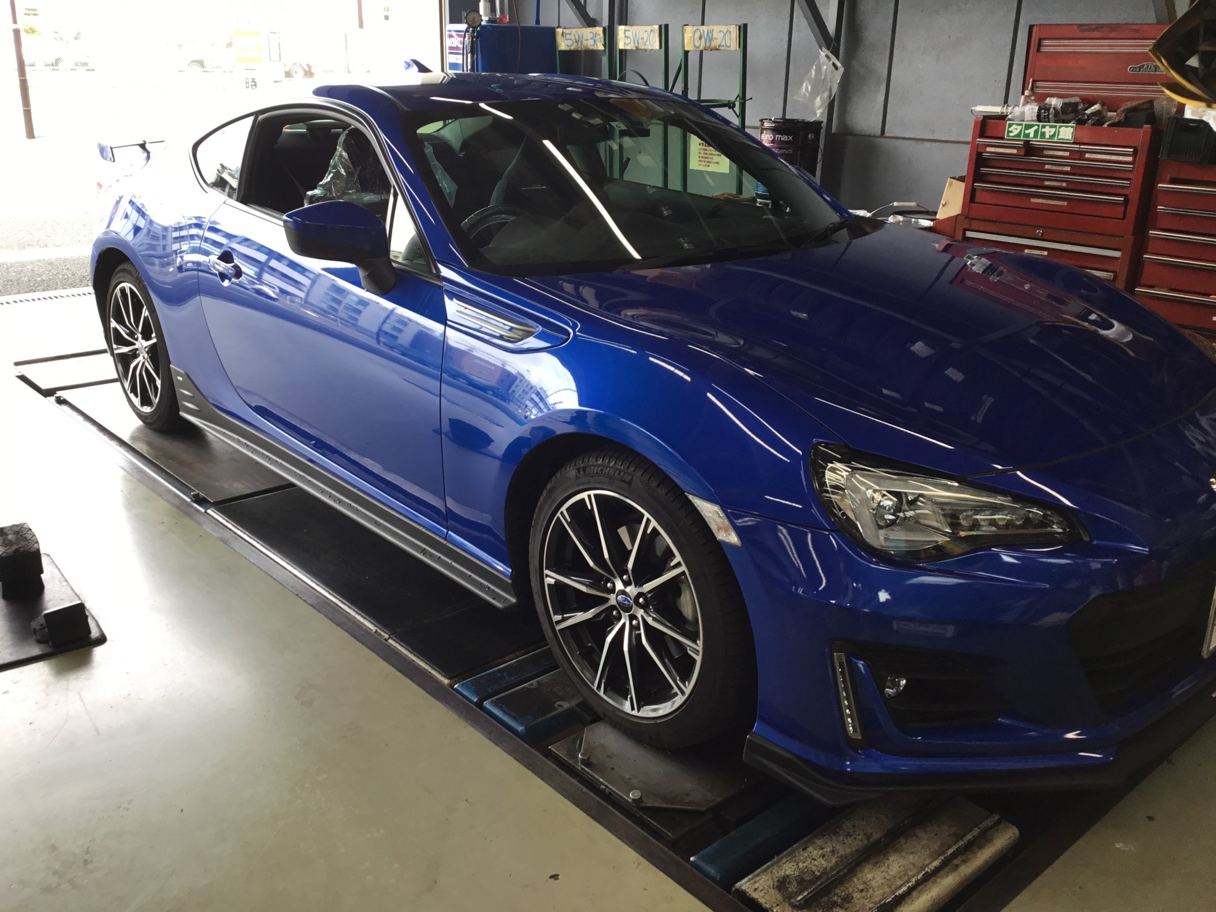 BRZ STI(ZC6)のホイールセット取付 | 店舗おススメ情報 | タイヤ館