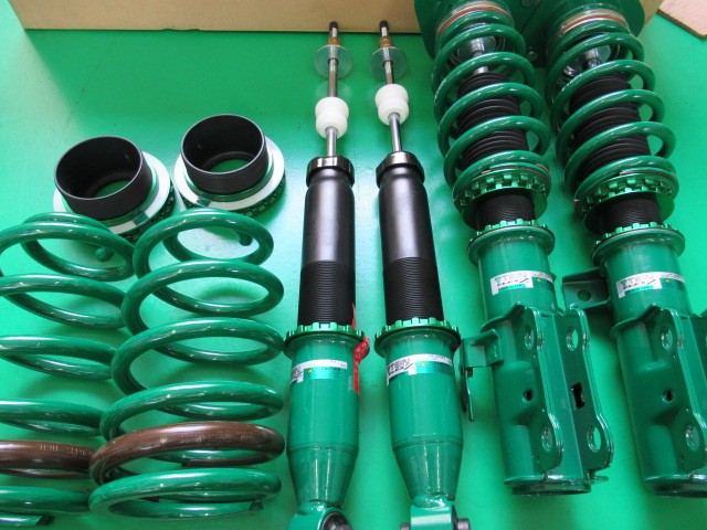 TEIN 車高調 エスティマ ACR50W | 店舗おススメ情報 | タイヤ館 瀬谷