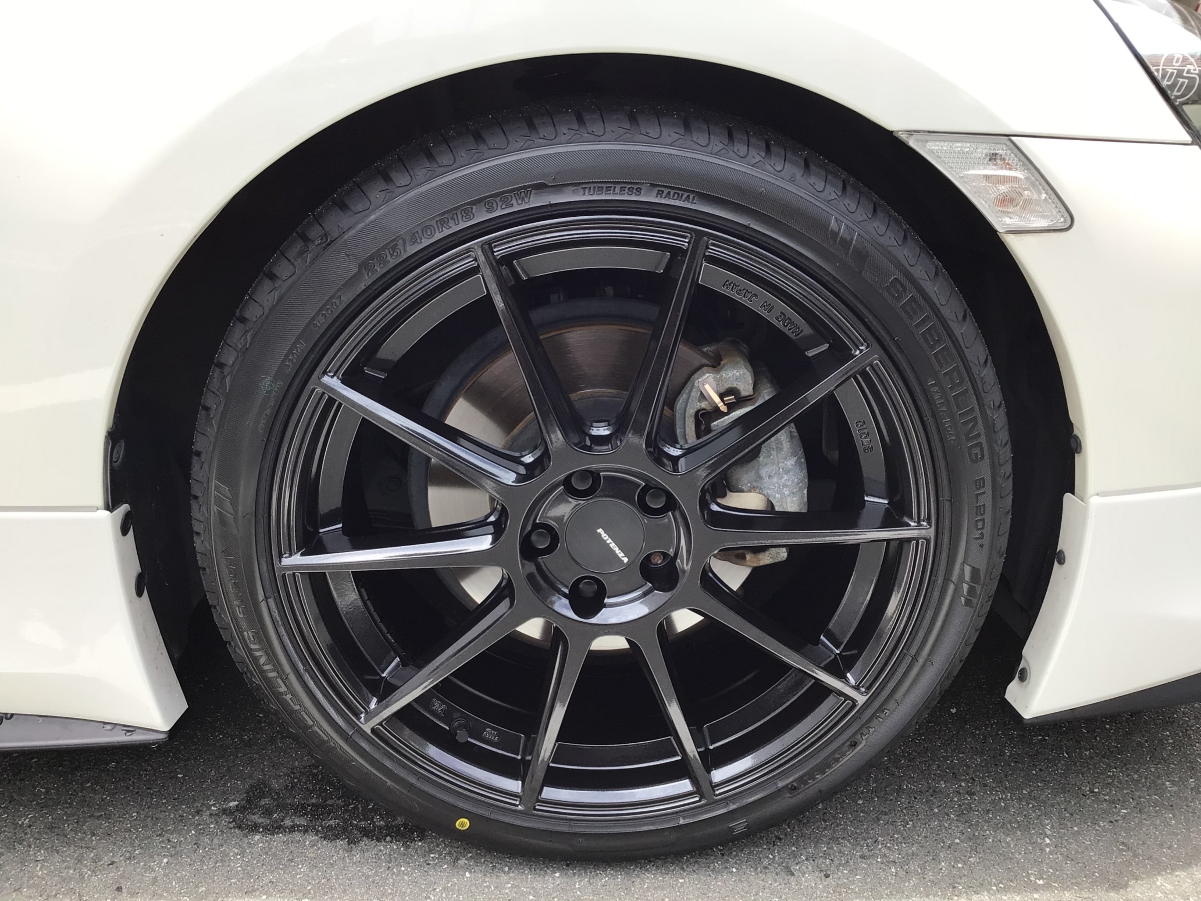 タイヤ＆ホイール交換】TOYOTA86 ZN6系に POTENZA SW010を取付しました