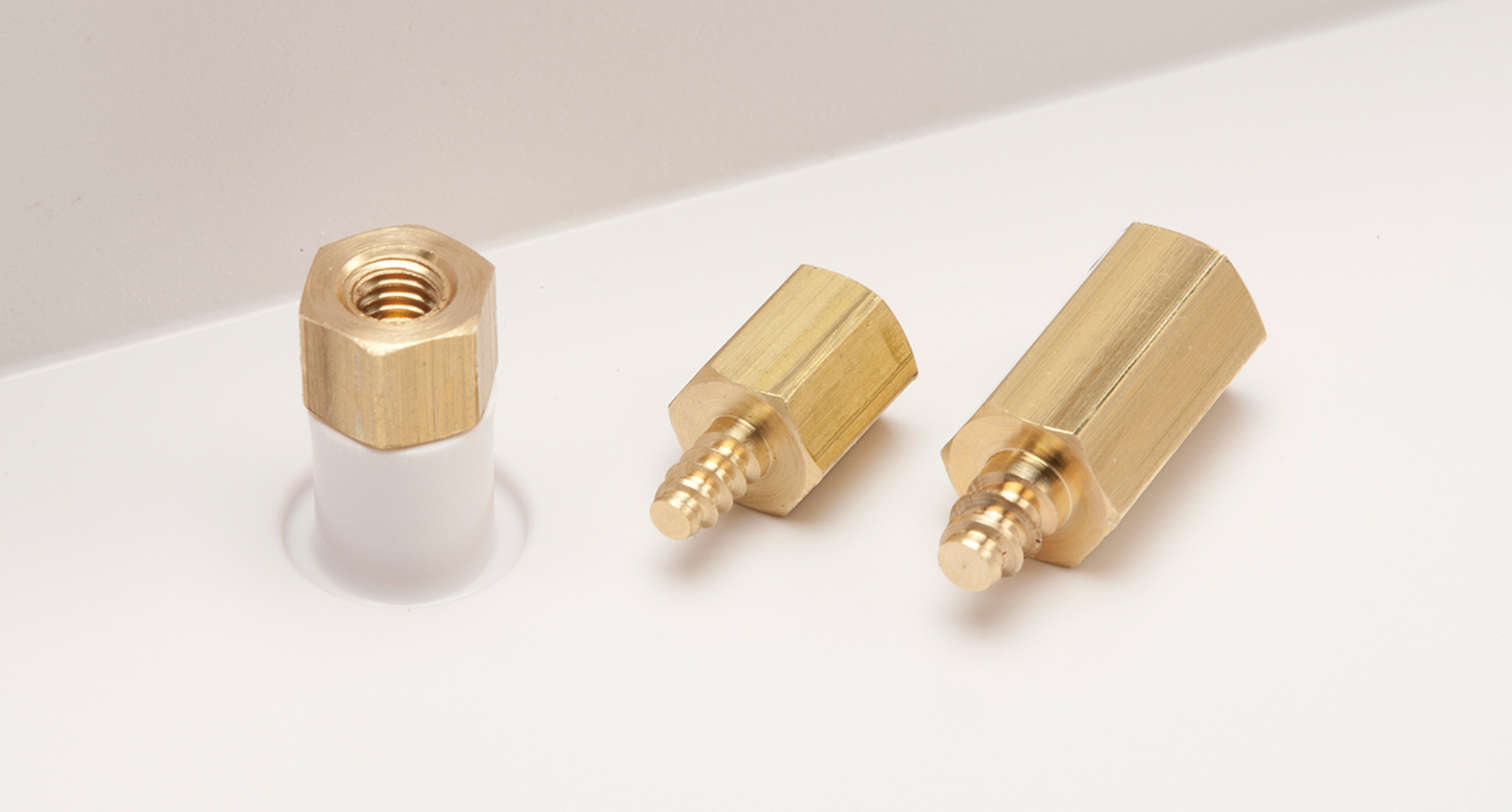 タッピングスペーサー TPSシリーズ | 製品情報 | タカチ電機工業