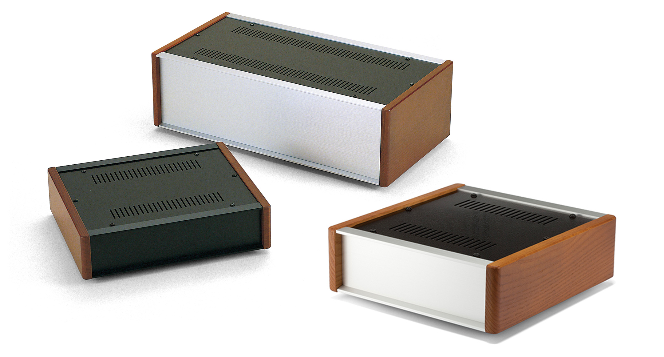 サイドウッドケース WSシリーズ（天底板鉄製） | 製品情報 | タカチ