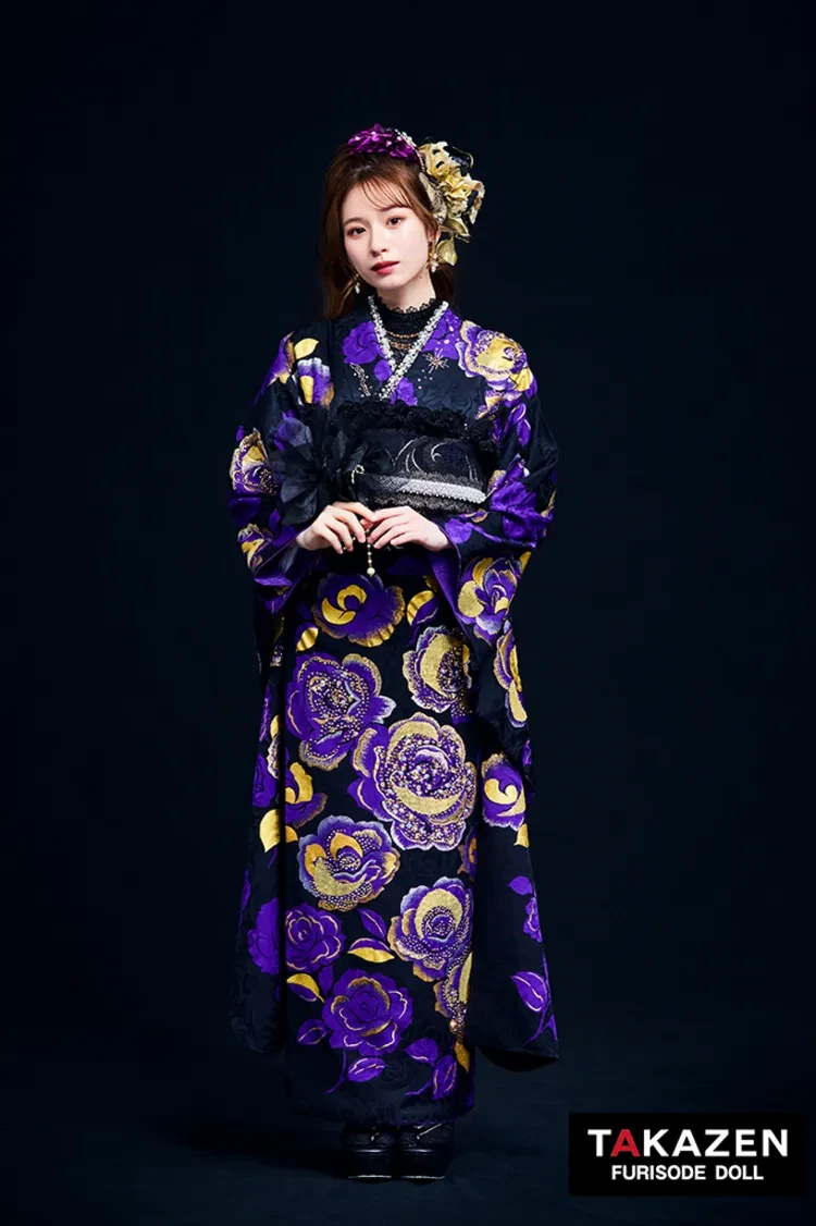 目立つエレガントな振袖✨白宮みずほちゃんが着こなすローズ振袖の