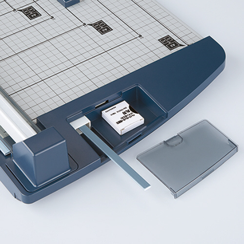 たのめーる】コクヨ ペーパーカッター ロータリー式 チタン加工刃 60枚