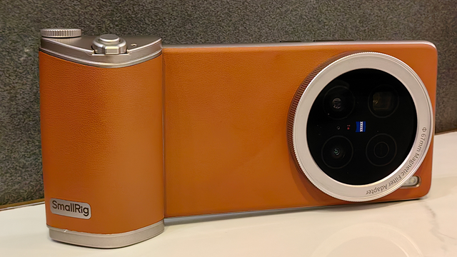 vivo対Xiaomi 純正カメラキット対決。X200 Ultraの“ある機能”がXiaomi