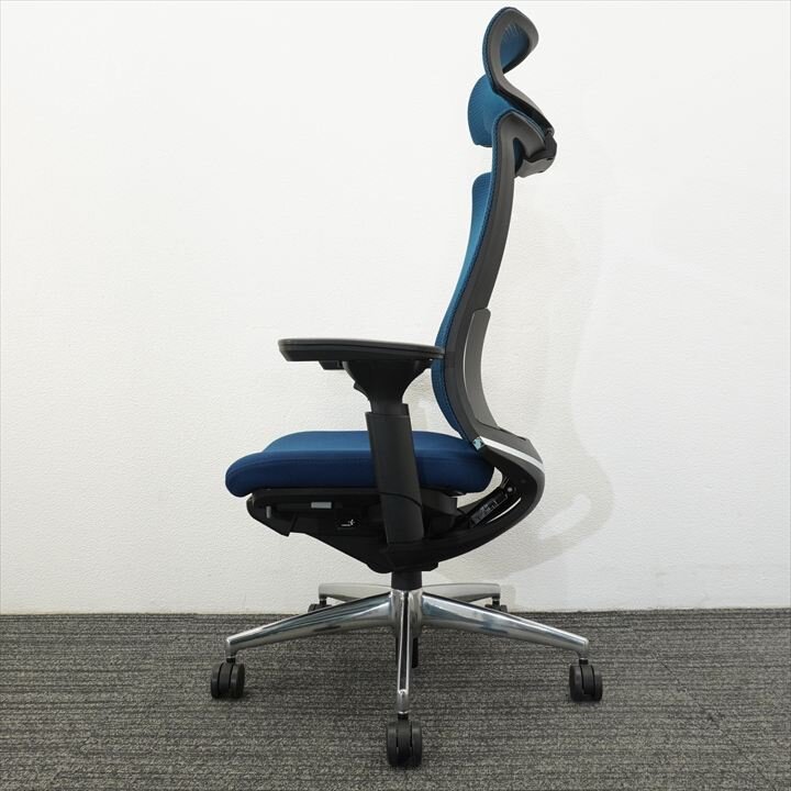 コクヨ ベゼル 可動肘 ヘッドレスト付き ブルー- 中古オフィス家具の