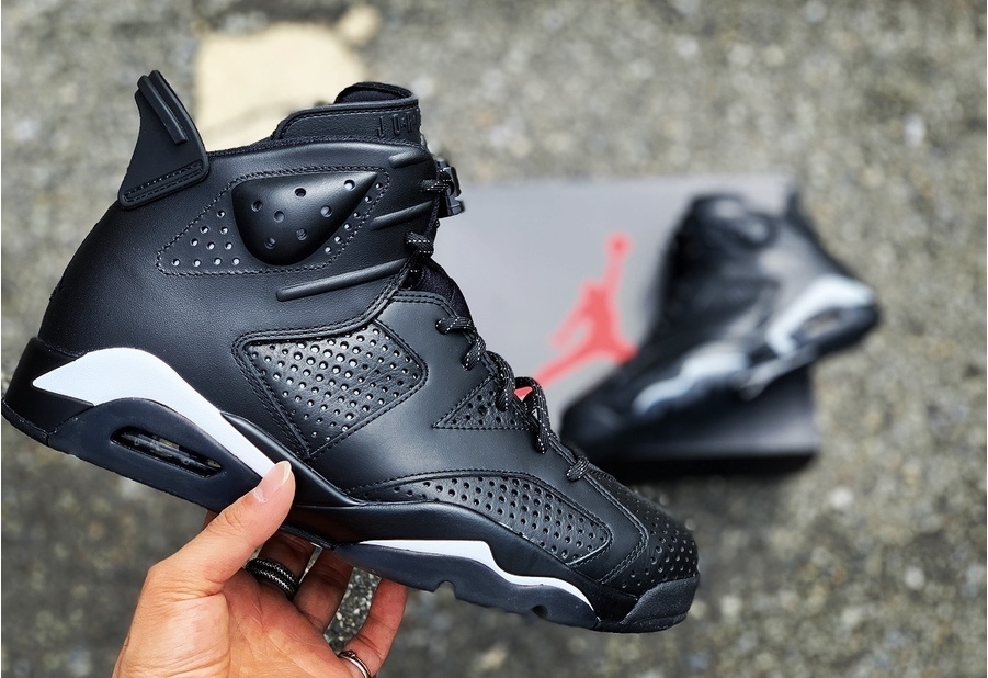 本日の紹介商品はAIR JORDAN 6 RETRO/BLACK CATのご紹介！[2020.05.27