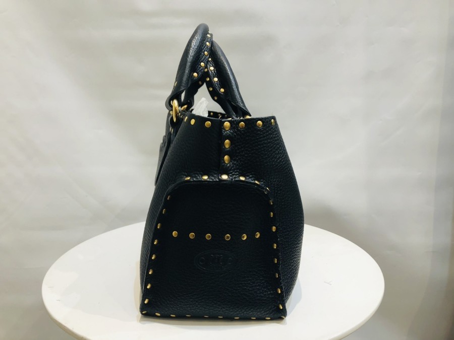 ラグジュアリーブランド】CELINE（セリーヌ）スタッズブギーバッグ