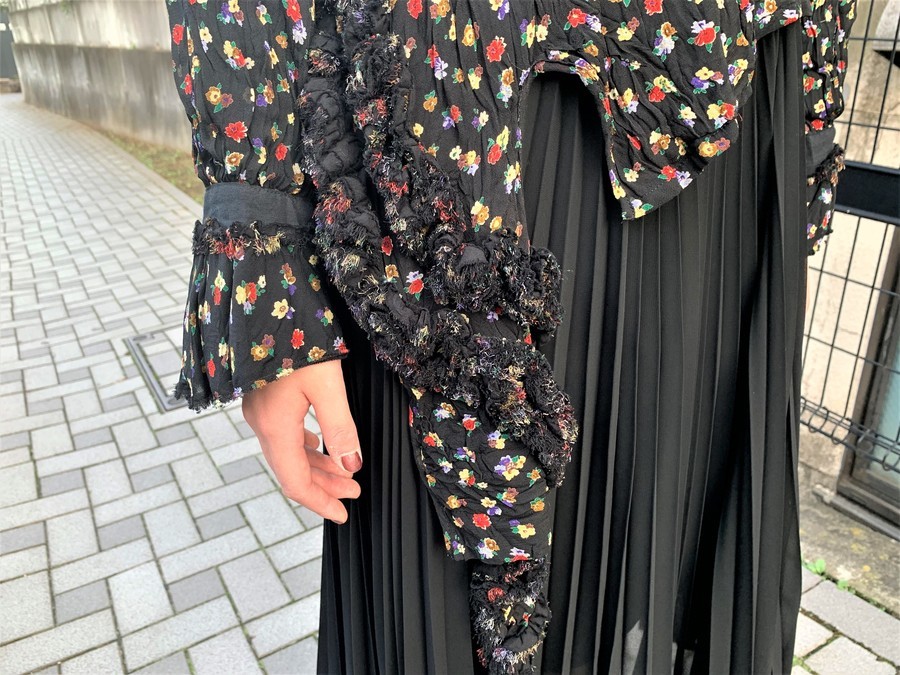 美品】 tricot COMME des GARCONS スカート 花柄