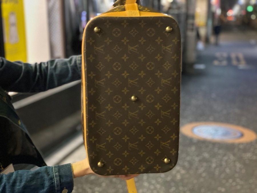 LOUIS VUITTON /ルイ ヴィトン】からクルーザーバッグ40 入荷です