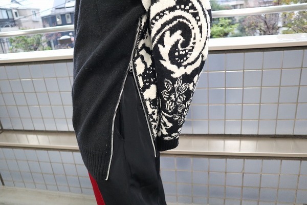 sacai/サカイ】より19AW Floral Pullover Sweaterが入荷致しました