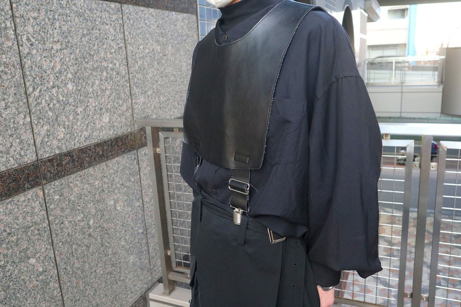 BLACKCOMMEdesGARCONS/ブラックコムデギャルソン】よりエコレザー