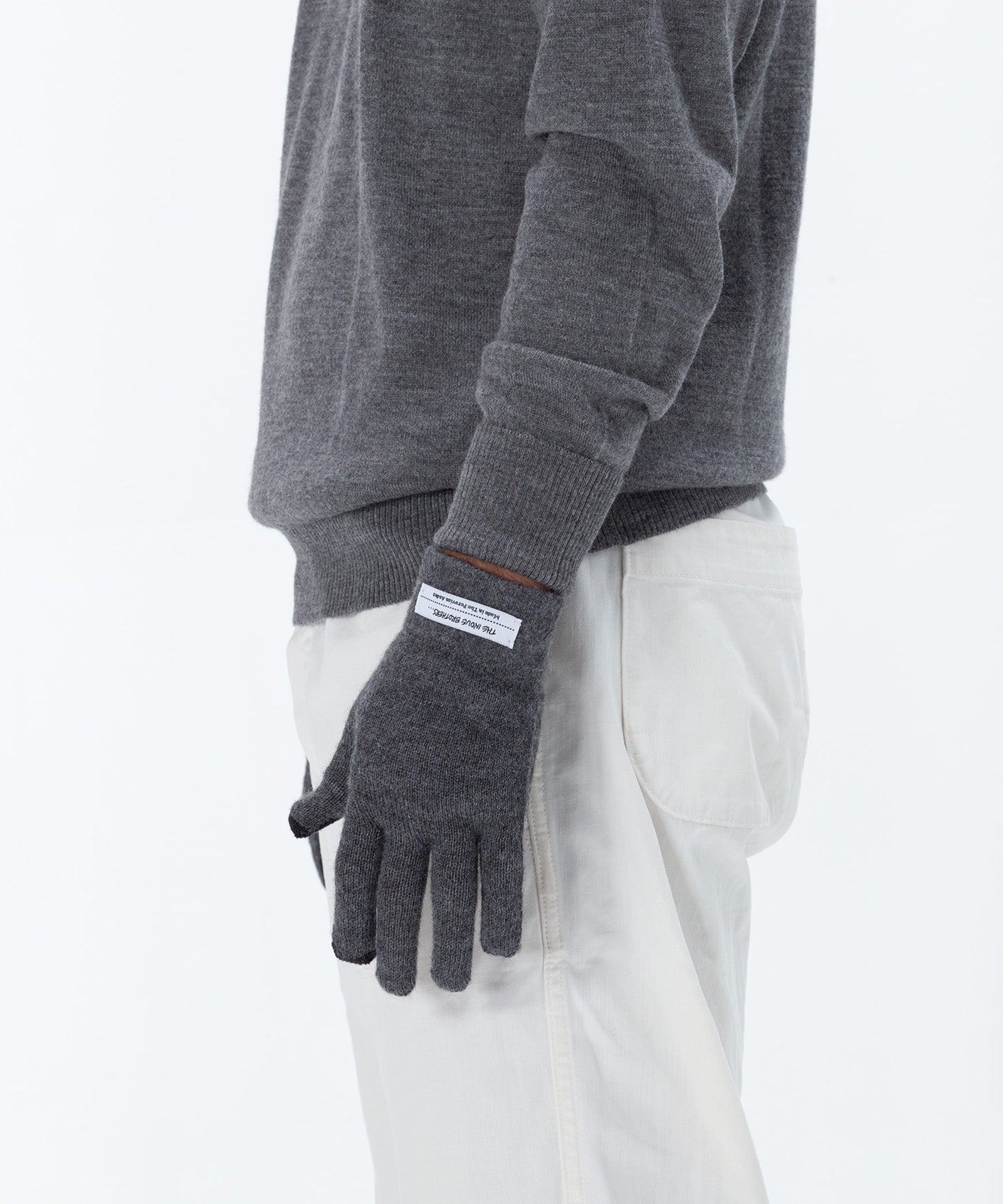 Gloves – The Inoue Brothers