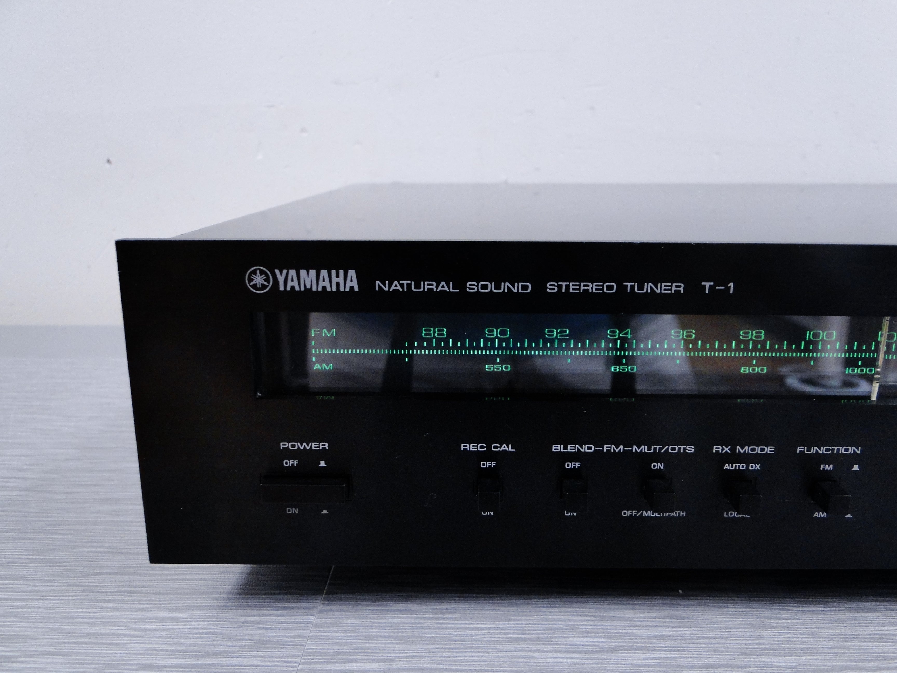 Yamaha T-1 Natural Sound Stereo Tuner (1978-81) – The Turntable Store