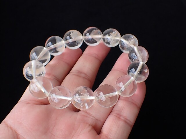 AB3732 ☆プレミアム☆ クォーツインクォーツ（貫入水晶）／ファントム