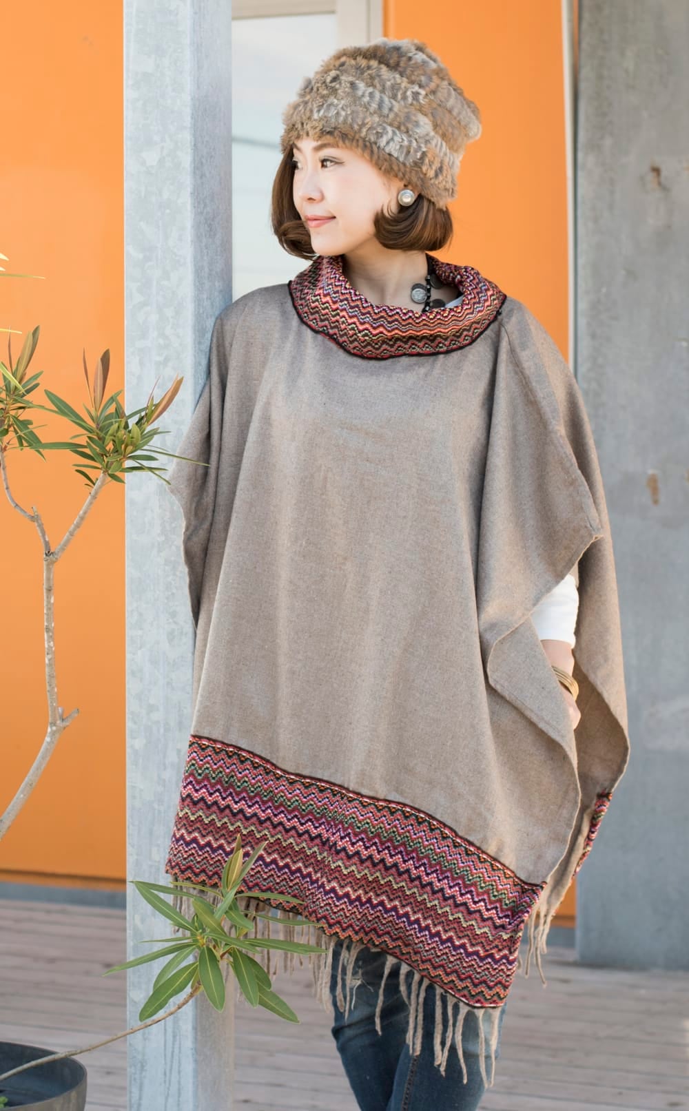 トライバルフリンジのスクエアポンチョ の通販 - TIRAKITA.COM