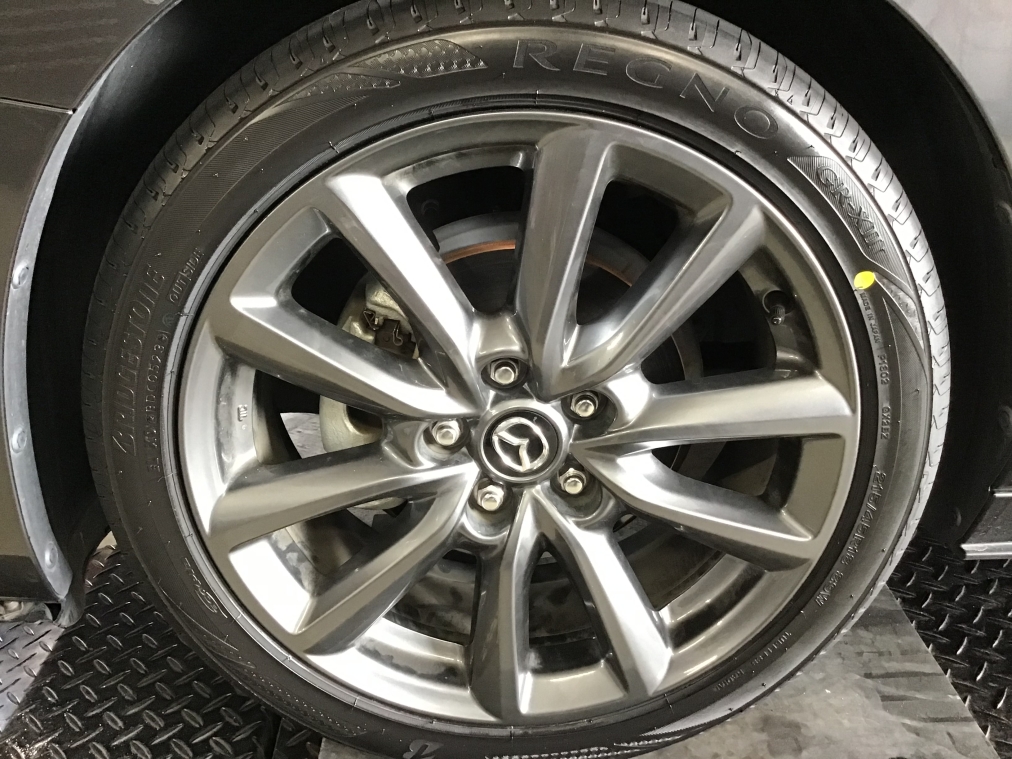 MAZDA3 215/45R18 REGNO GR-X Ⅱ | お知らせ | タイヤパーク西尾吉良店