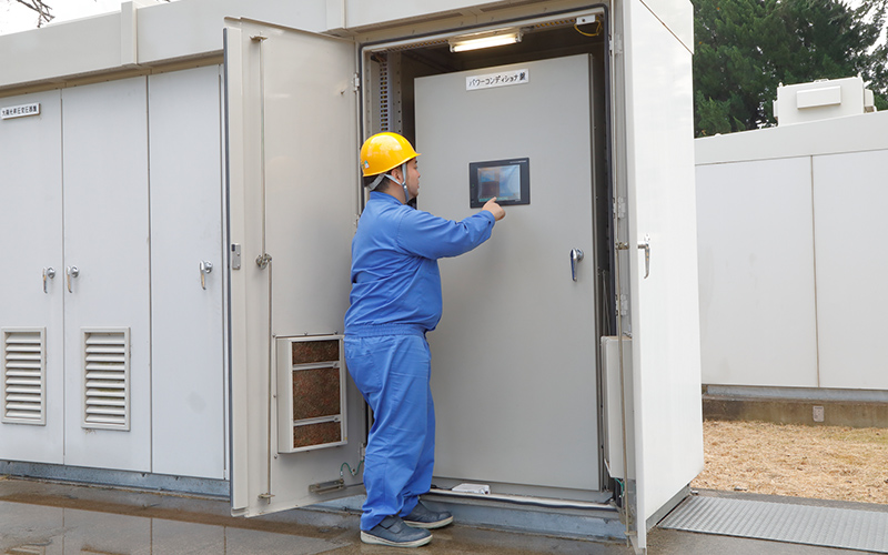 太陽光発電向けスマートインバータの遠方監視制御に対応したDERMSの