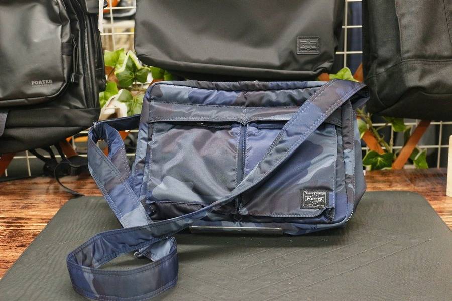PORTER》☆TANKER 30周年記念☆カモ柄ショルダーバッグ入荷しました