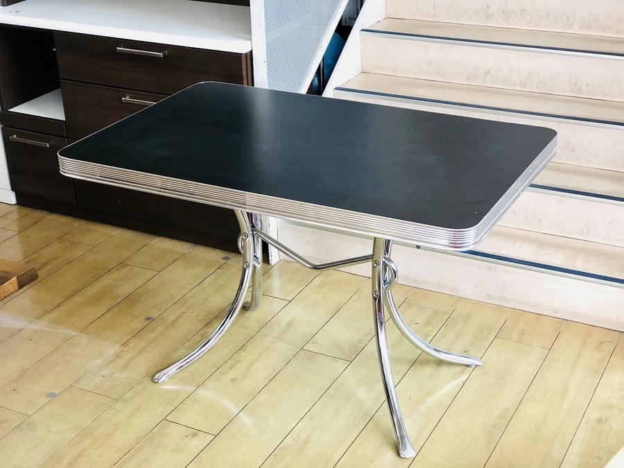 アメリカンなダイナーテーブルが入荷致しました！【トレファク花小金井