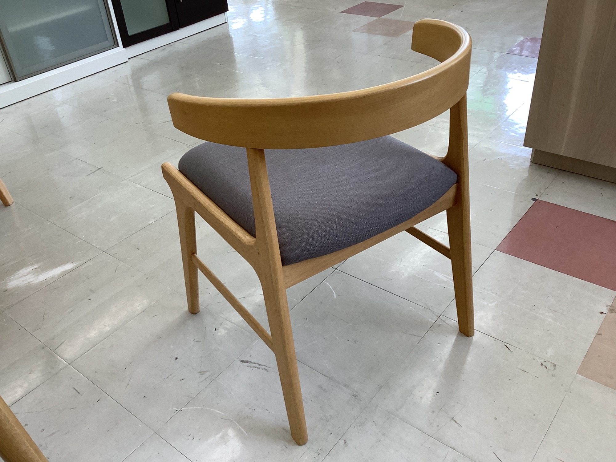 新入荷情報】unico(ウニコ)SOLK(ソルク)シリーズのダイニングテーブル