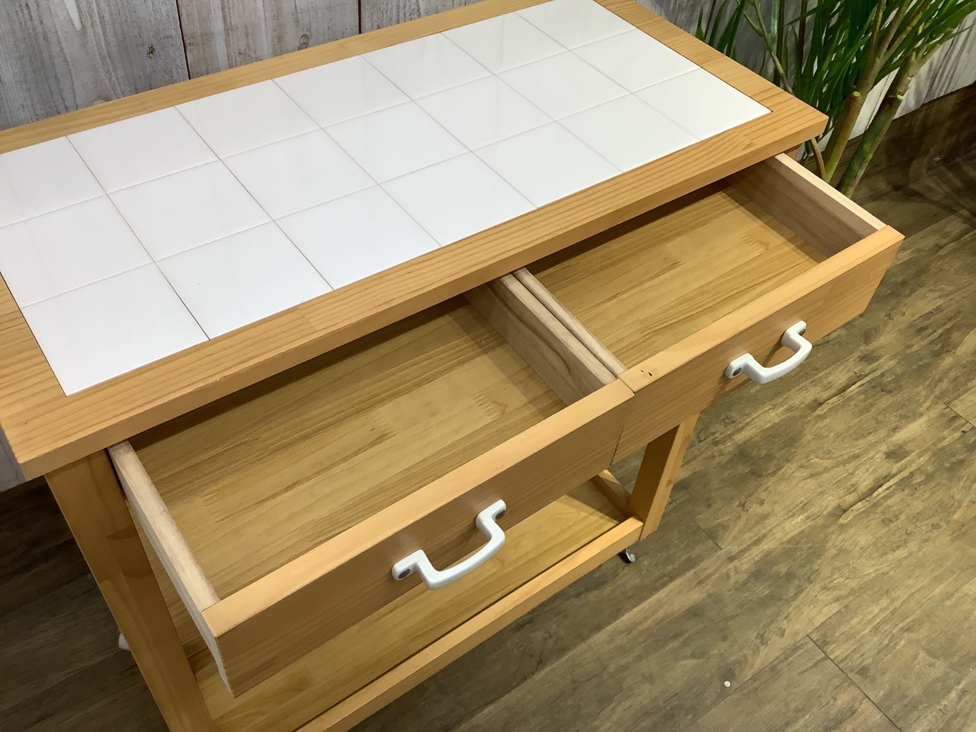 MOMO natural（モモナチュラル）】かわいいうえに使い勝手のよいタイル