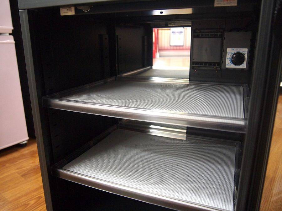 東洋リビング 全自動防湿庫 オートドライ(ED-83S) 買取入荷！！【藤沢