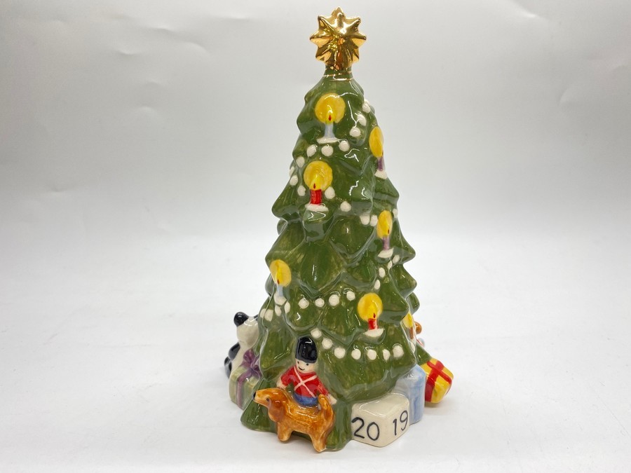 ROYAL COPENHAGEN(ロイヤルコペンハーゲン)より、マニュアルクリスマス