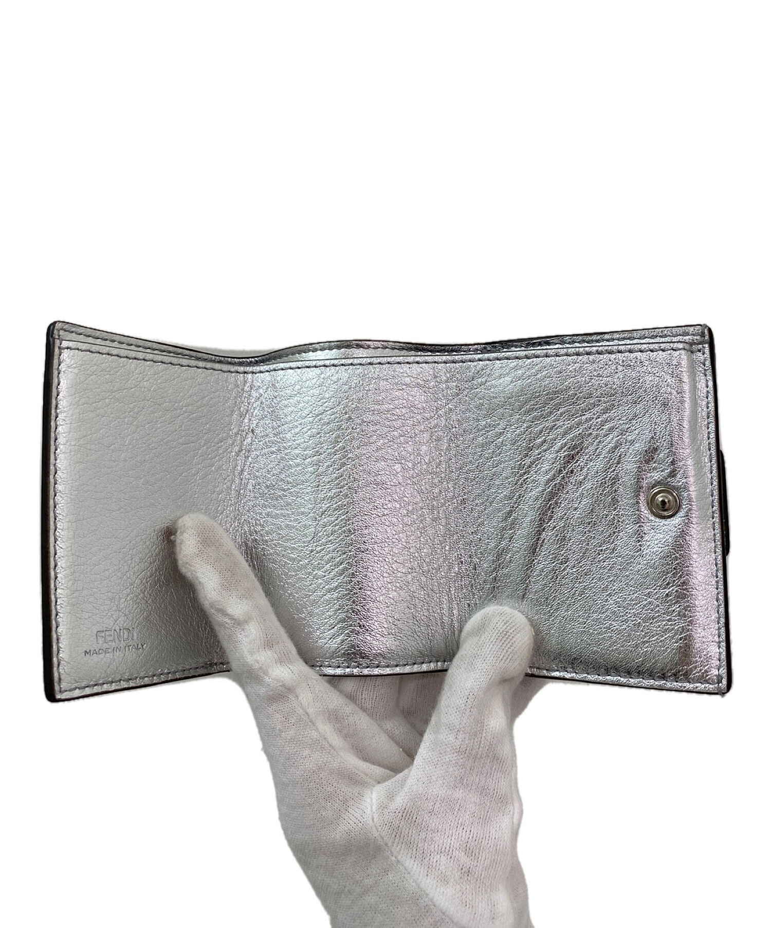 中古・古着通販】FENDI (フェンディ) マイクロ3つ折り財布 シルバー