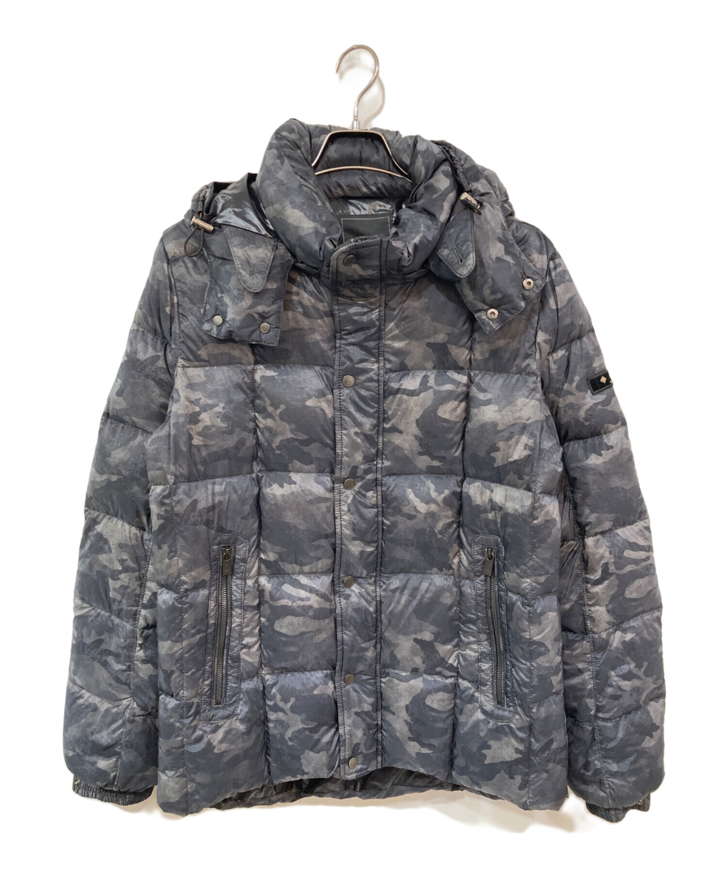 中古・古着通販】TATRAS (タトラス) カモ柄ダウンジャケット ブラック