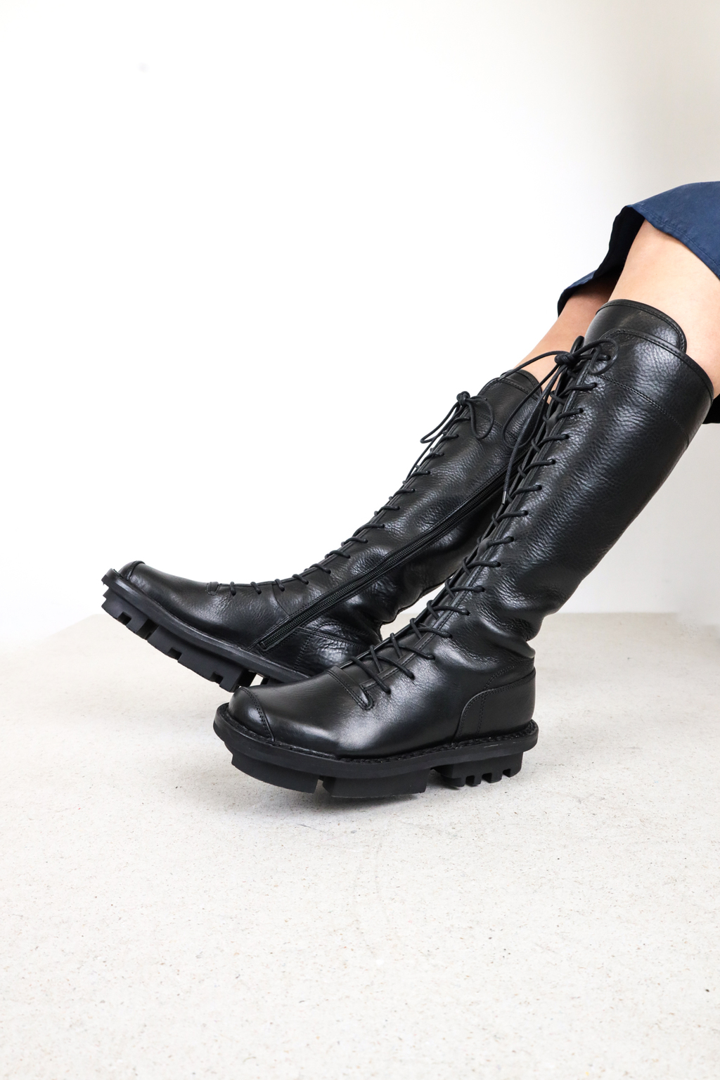 Trippen_Unison_f_black_waw_tc_