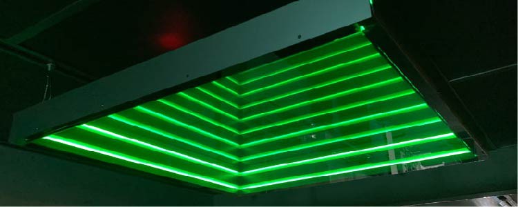 LEDインフィニティミラーの仕組みとは？無限に続く光の構造を専門